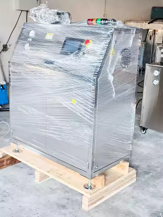 Dry ice pellet machine for shipping